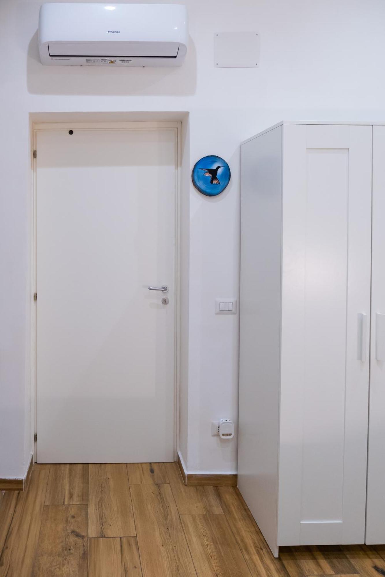 Ferienwohnung Colibri A Piazza Dante Neapel Exterior foto
