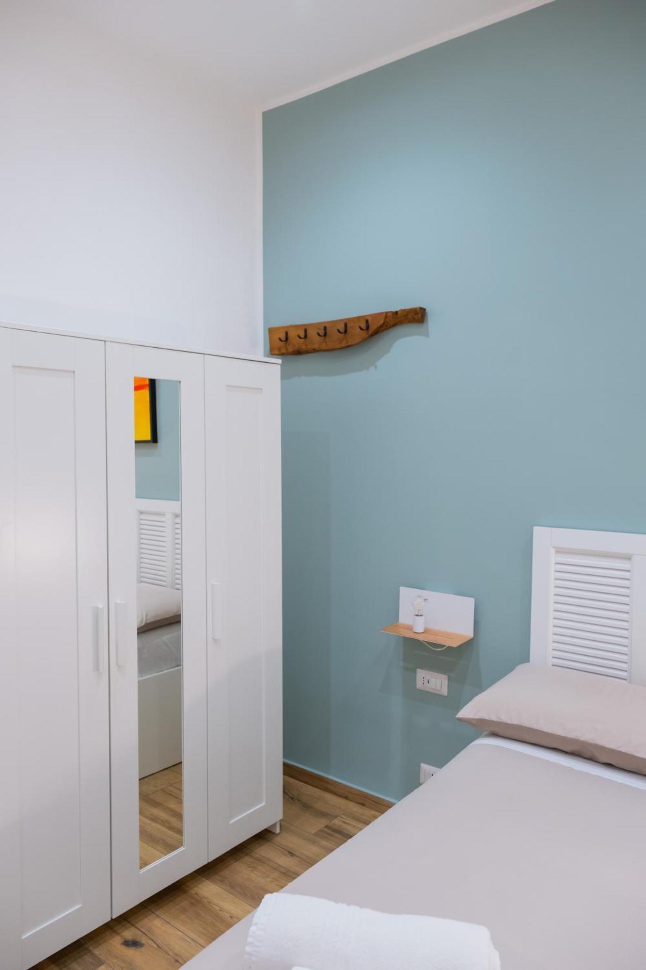Ferienwohnung Colibri A Piazza Dante Neapel Exterior foto